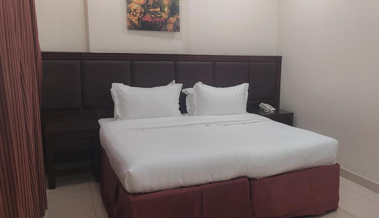 אל-מדינה Rabwah Al Safwa Hotel 7 מראה חיצוני תמונה